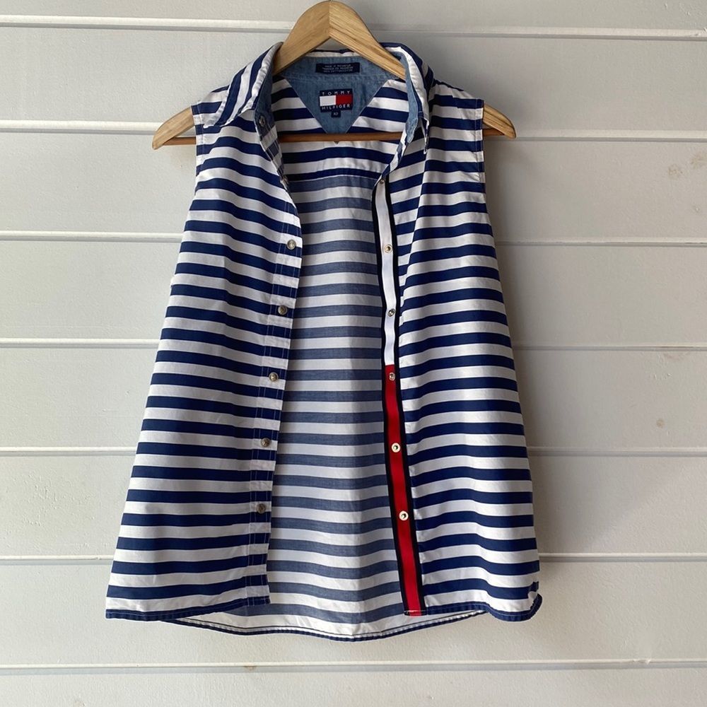 Vintage Tommy Hilfiger Button Down Sleeveless Top